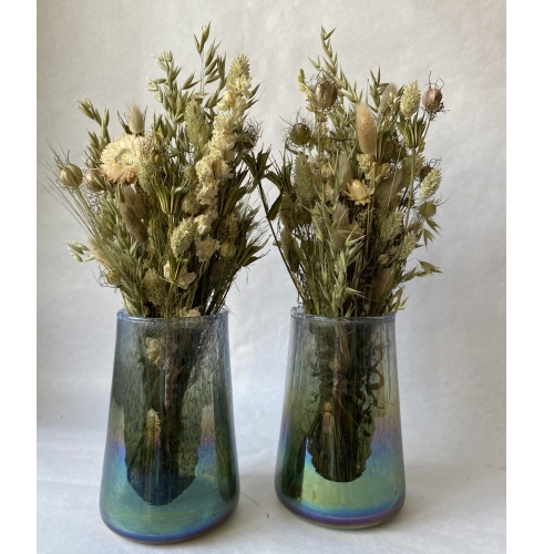 Metallic vaas met droogbloemen