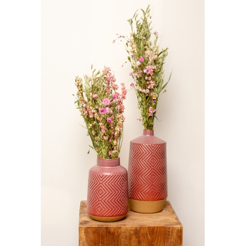 Roze vaas met droogbloemen klein